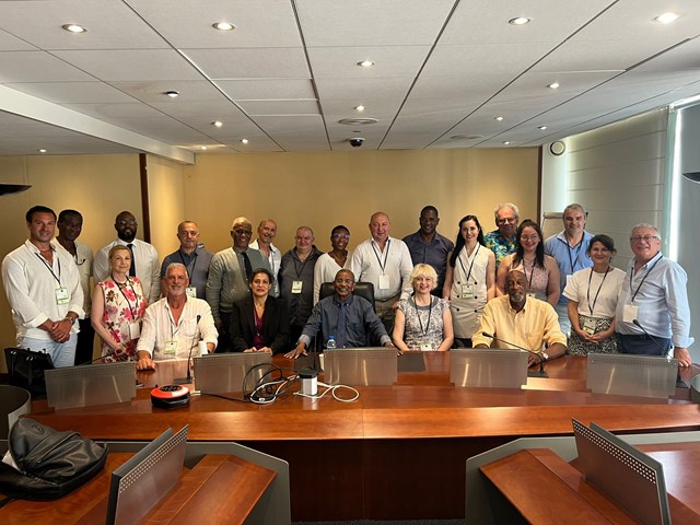 PHOTO 2 MARTINIQUE.jpg